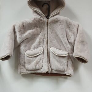 Kids  4-5T Plush Hooded Faux Fur  Jacket in Light Beige